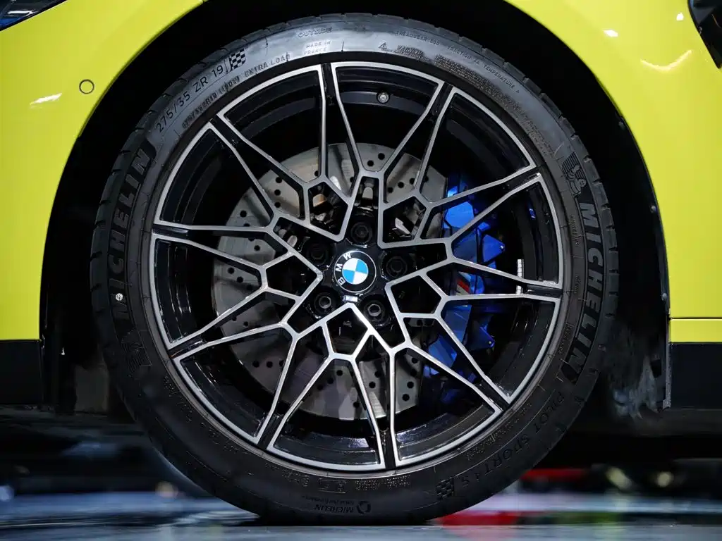 BMW M4 — фото 8