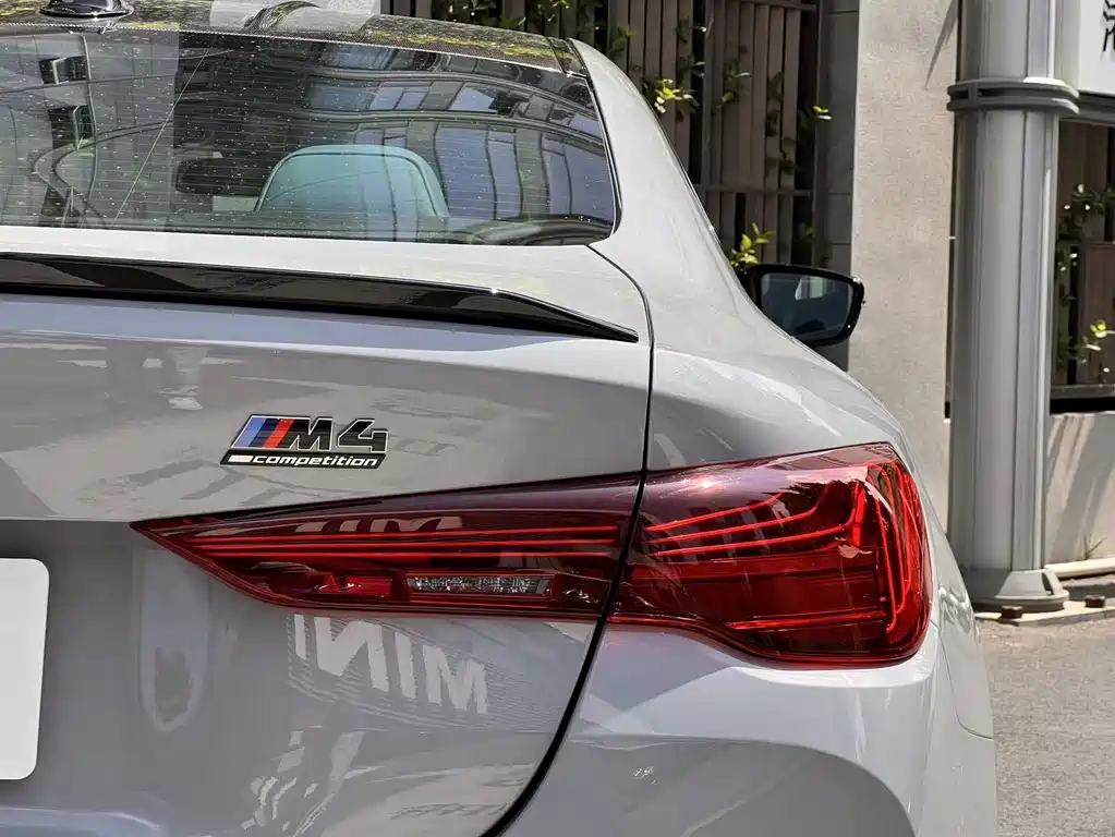 BMW M4 — фото 6