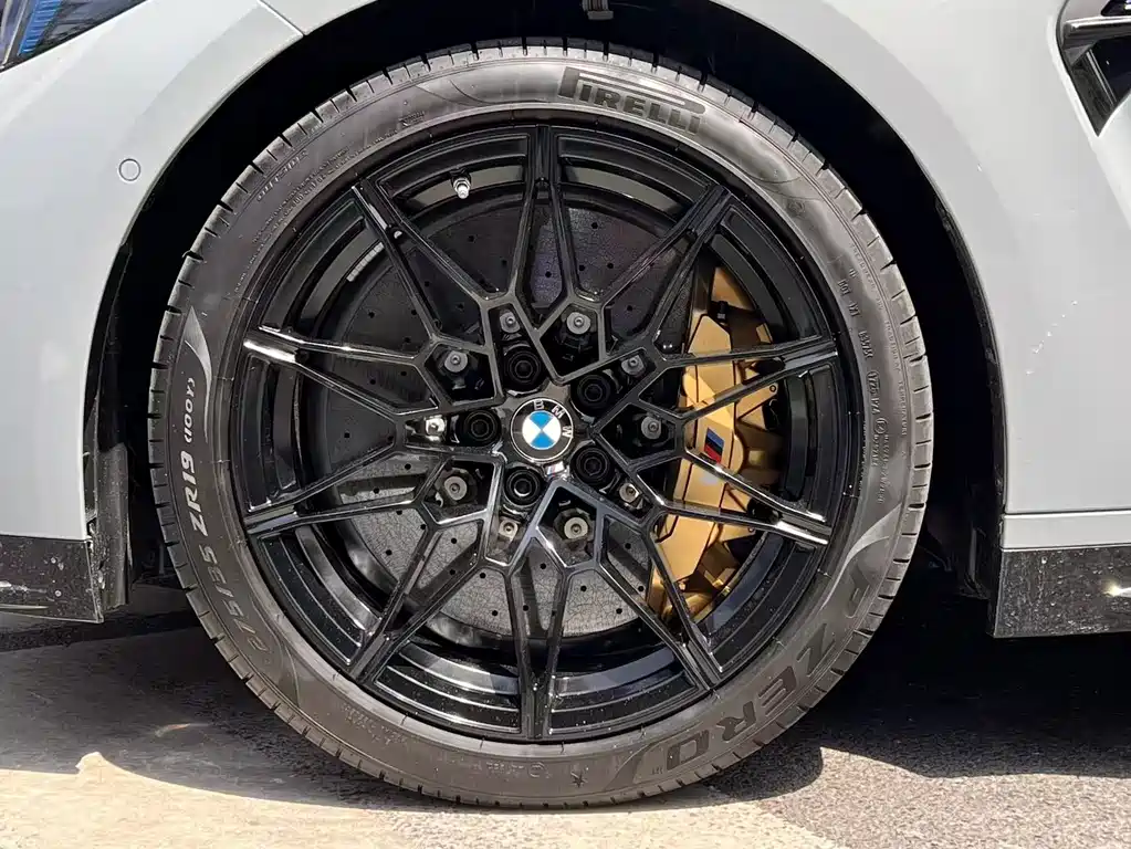 BMW M4 — фото 9