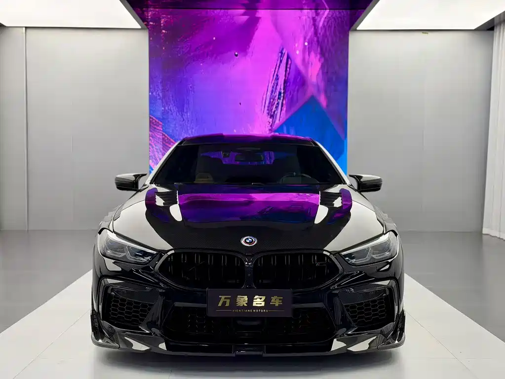 BMW M8 — фото 2