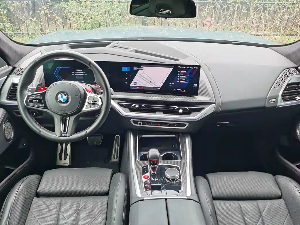 BMW XM — фото 9