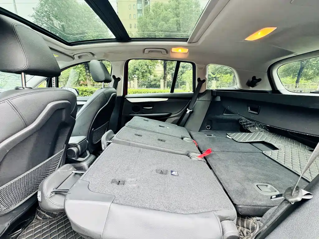 BMW 2 Series Gran Tourer — фото 15
