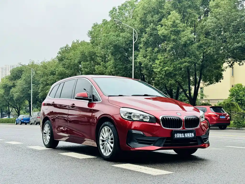 BMW 2 Series Gran Tourer — фото 20