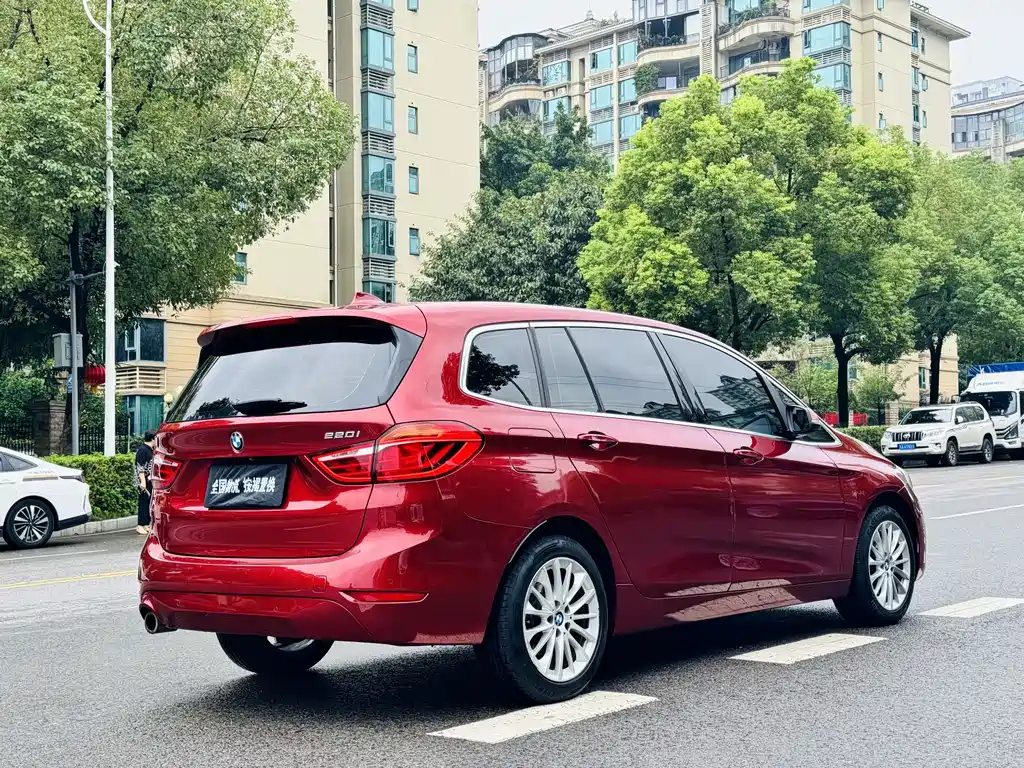 BMW 2 Series Gran Tourer — фото 3
