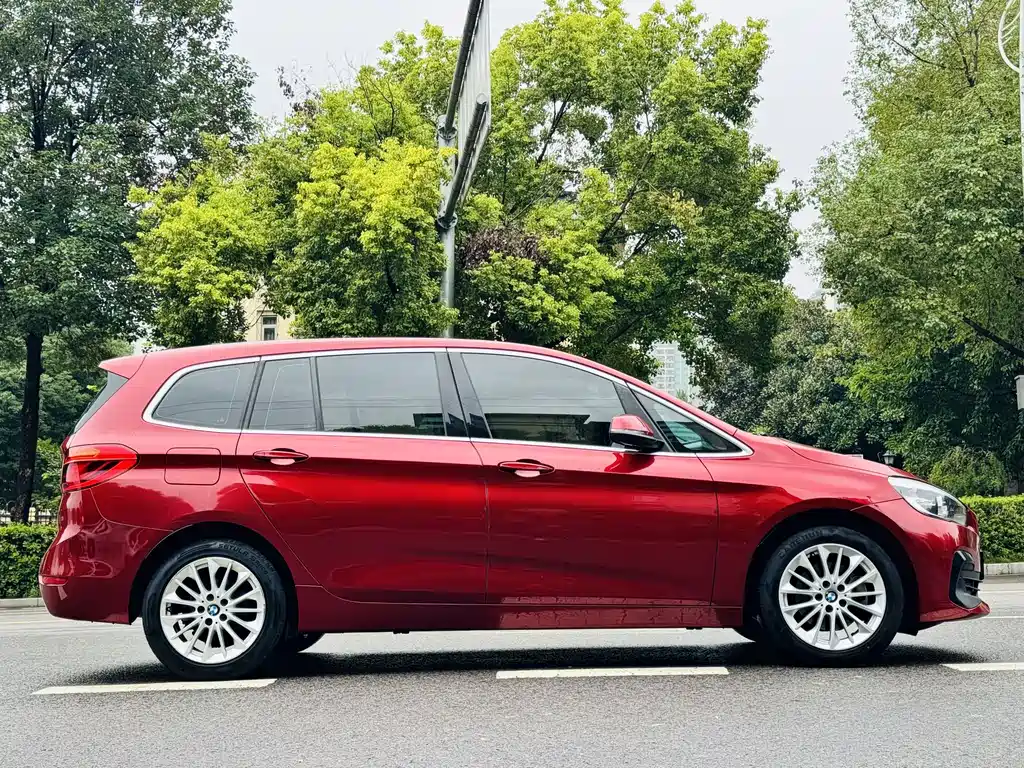 BMW 2 Series Gran Tourer — фото 22