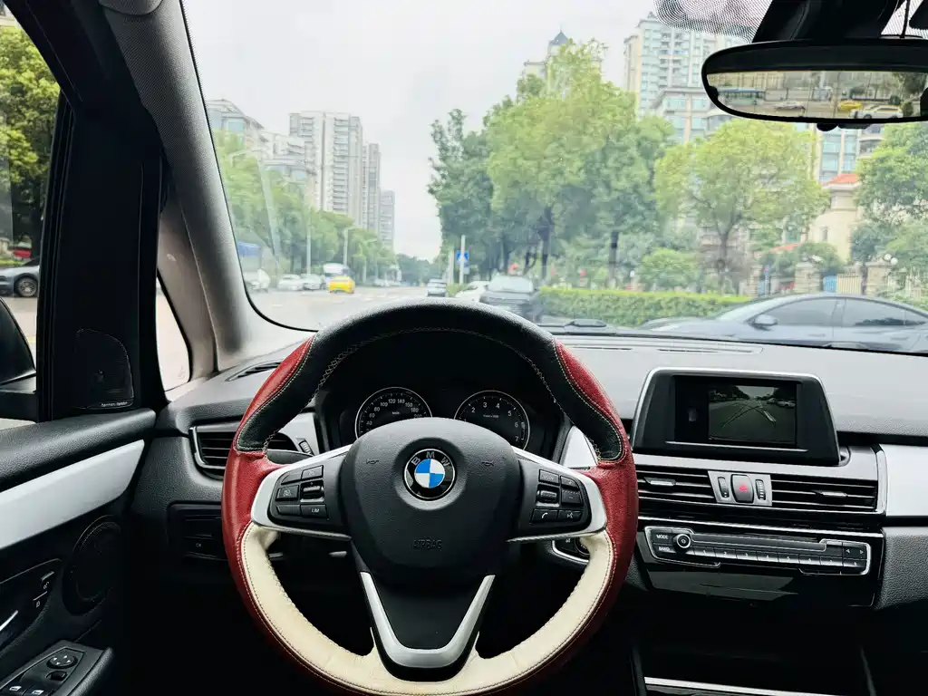 BMW 2 Series Gran Tourer — фото 6