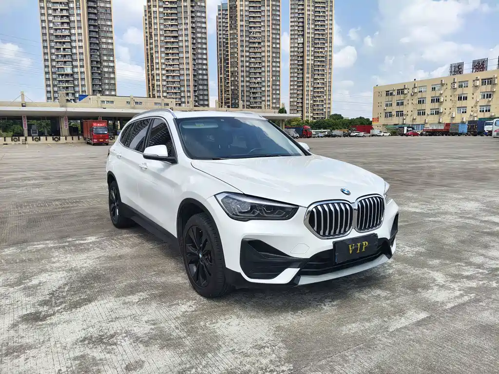 BMW X1 — фото 3