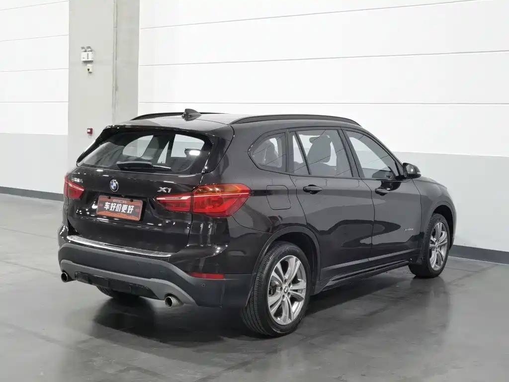 BMW X1 — фото 2