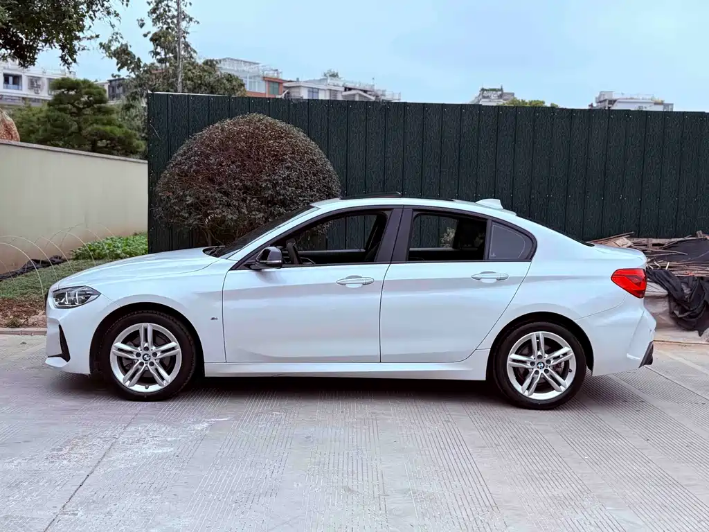 BMW 1 Series — фото 10
