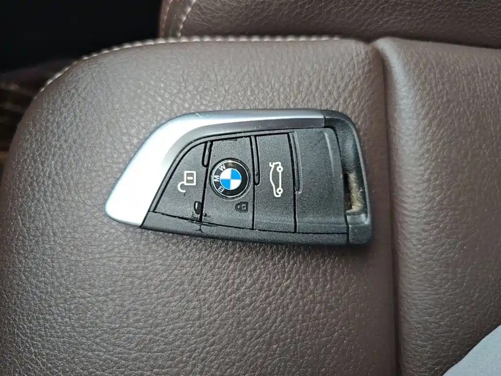 BMW X1 — фото 9