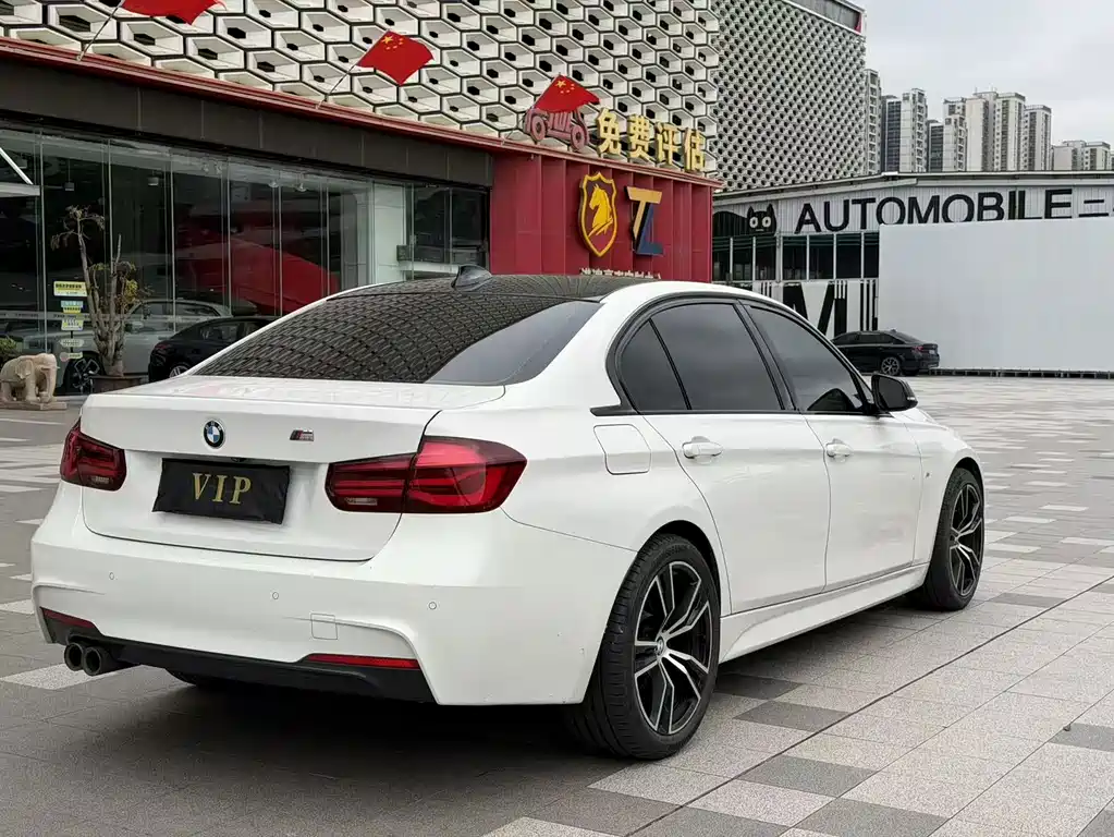 BMW 3 Series — фото 11