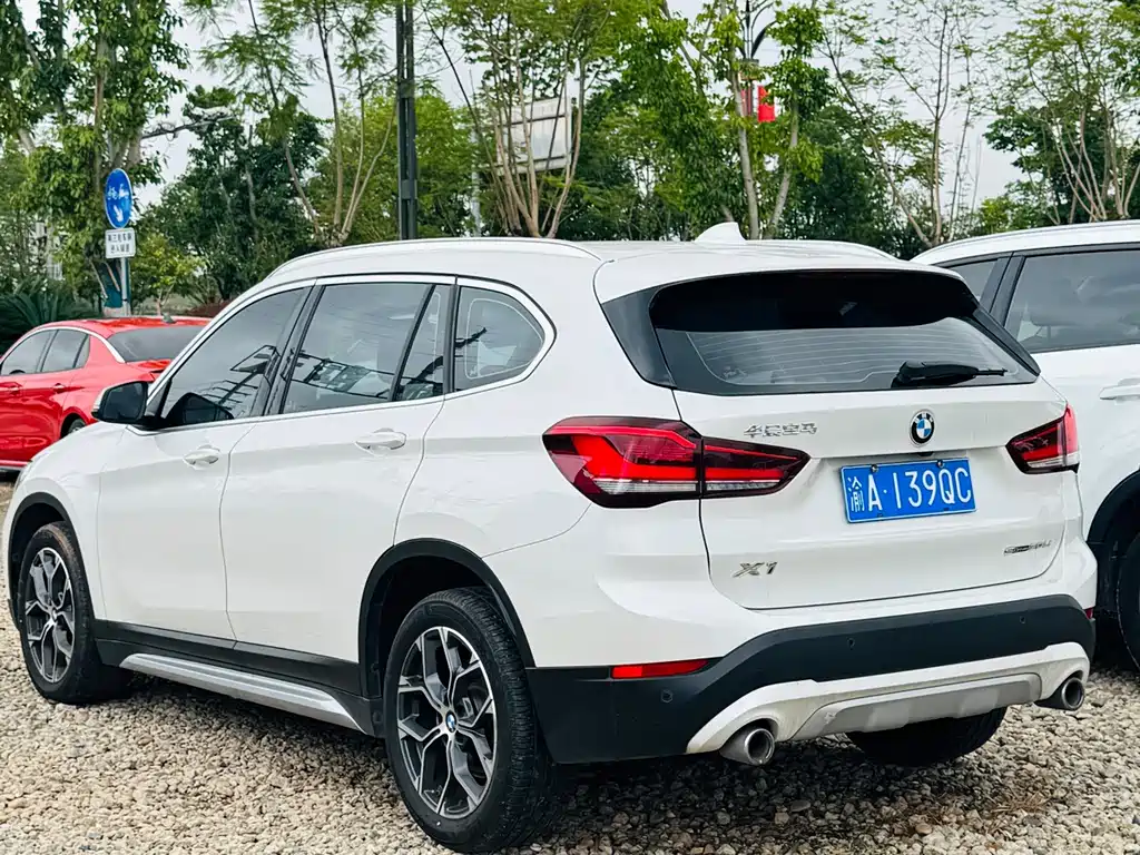 BMW X1 — фото 4