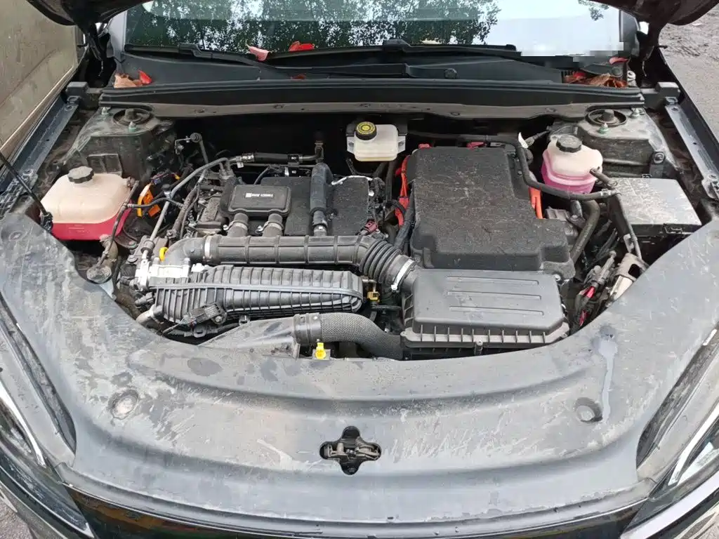 BYD Seal 05 DM-i — фото 21