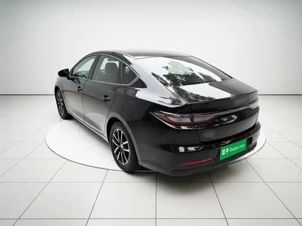 BYD Seal 05 DM-i — фото 4