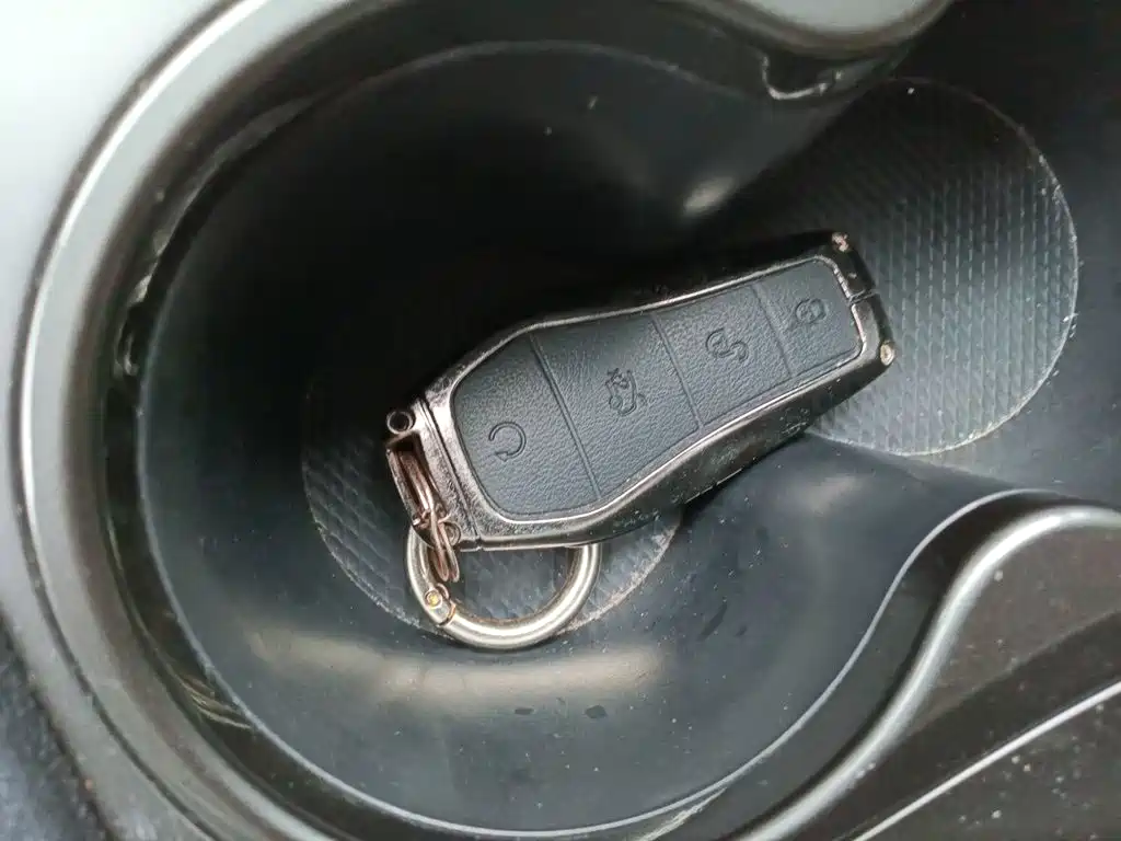 BYD Seal 05 DM-i — фото 9