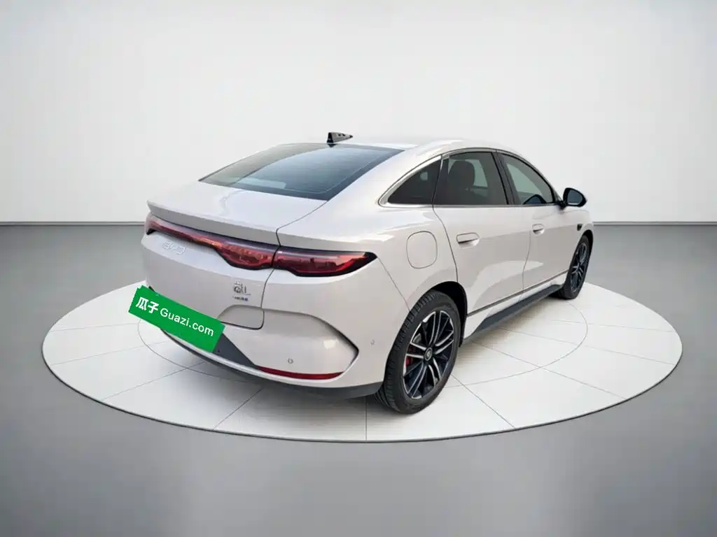 BYD Qin L — фото 6