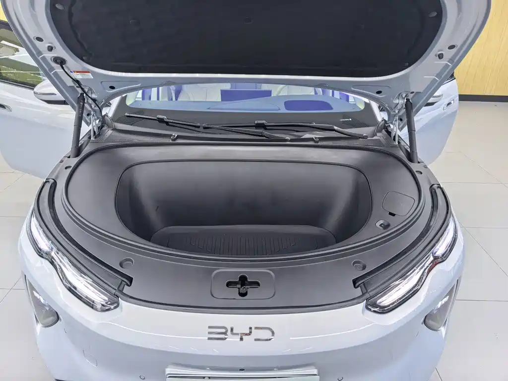 BYD Seal 08 — фото 11