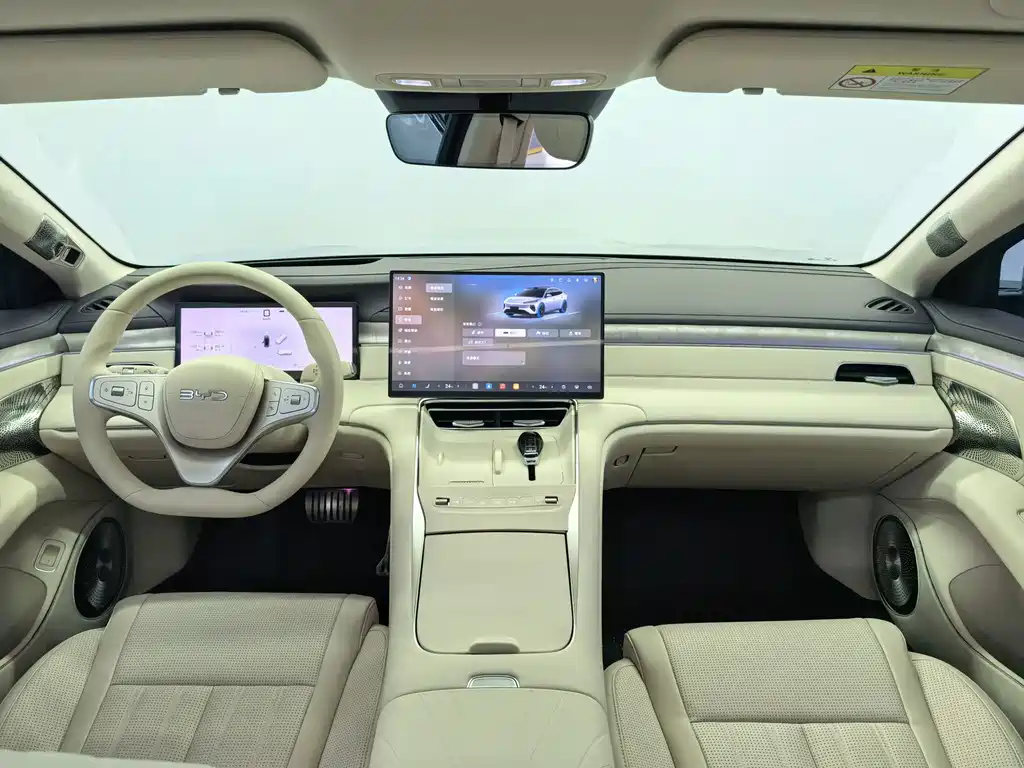 BYD Seal 08 — фото 17