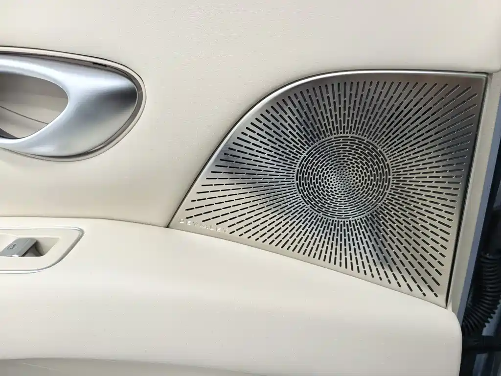 BYD Seal 08 — фото 24