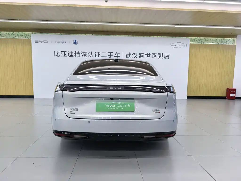 BYD Seal 08 — фото 9