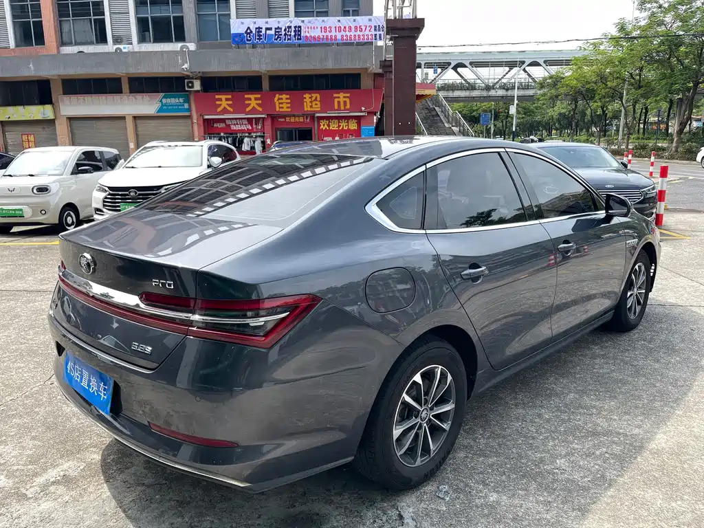BYD Qin Pro NEV — фото 6