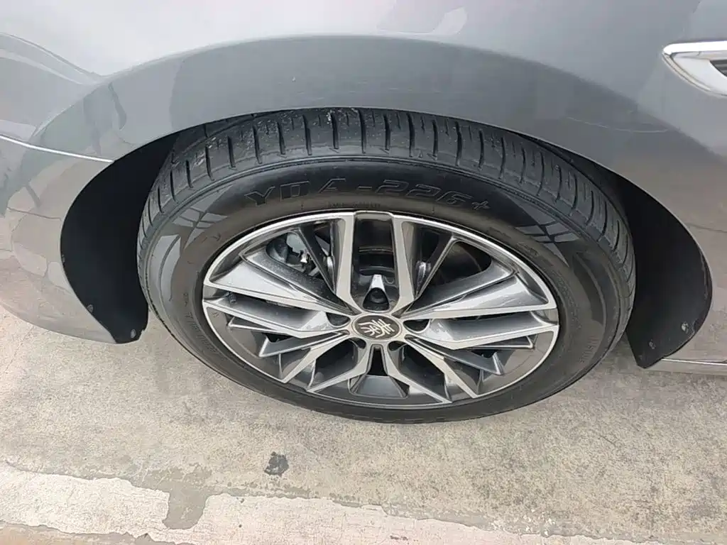 BYD Qin PLUS — фото 23