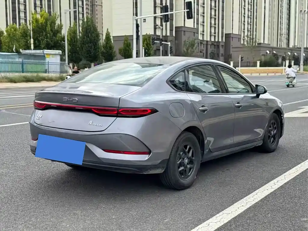 BYD Qin PLUS — фото 7