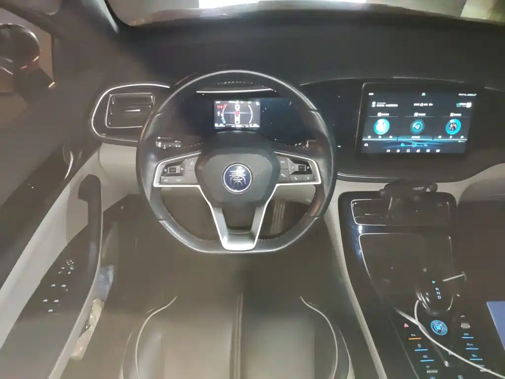 BYD Qin PLUS — фото 11