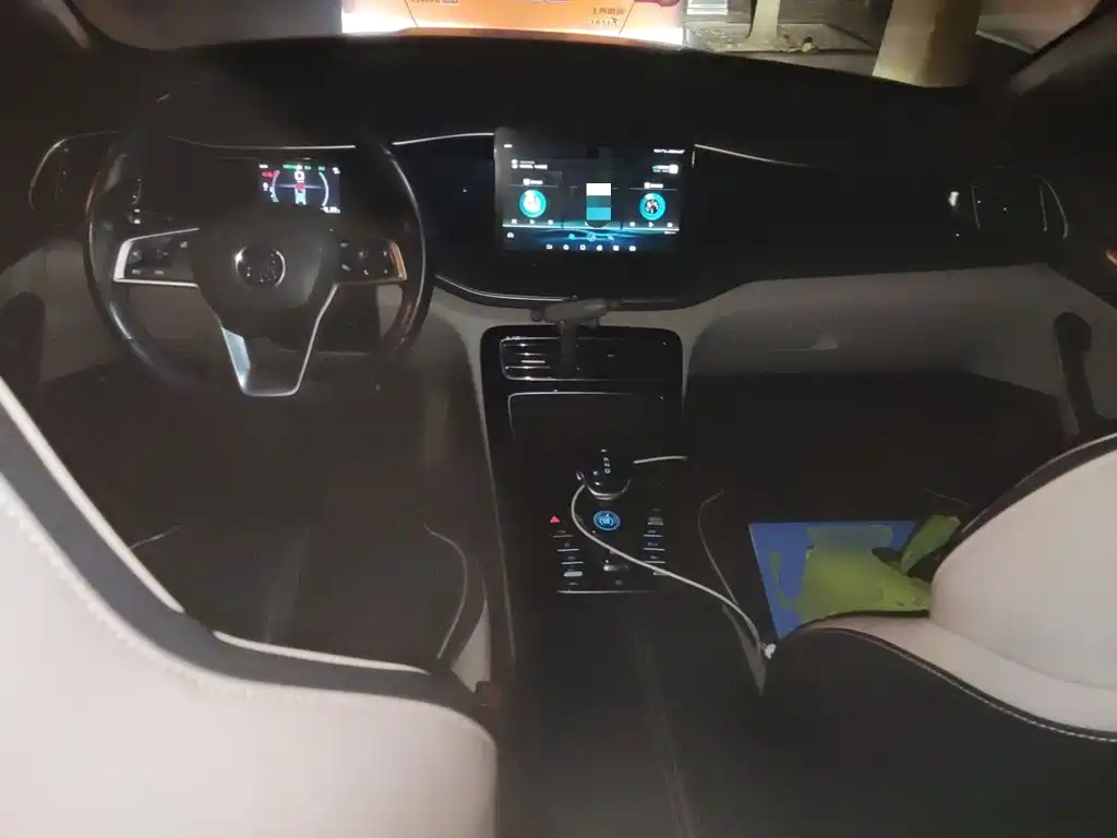 BYD Qin PLUS — фото 10