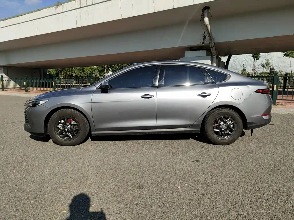 BYD Qin PLUS — фото 23