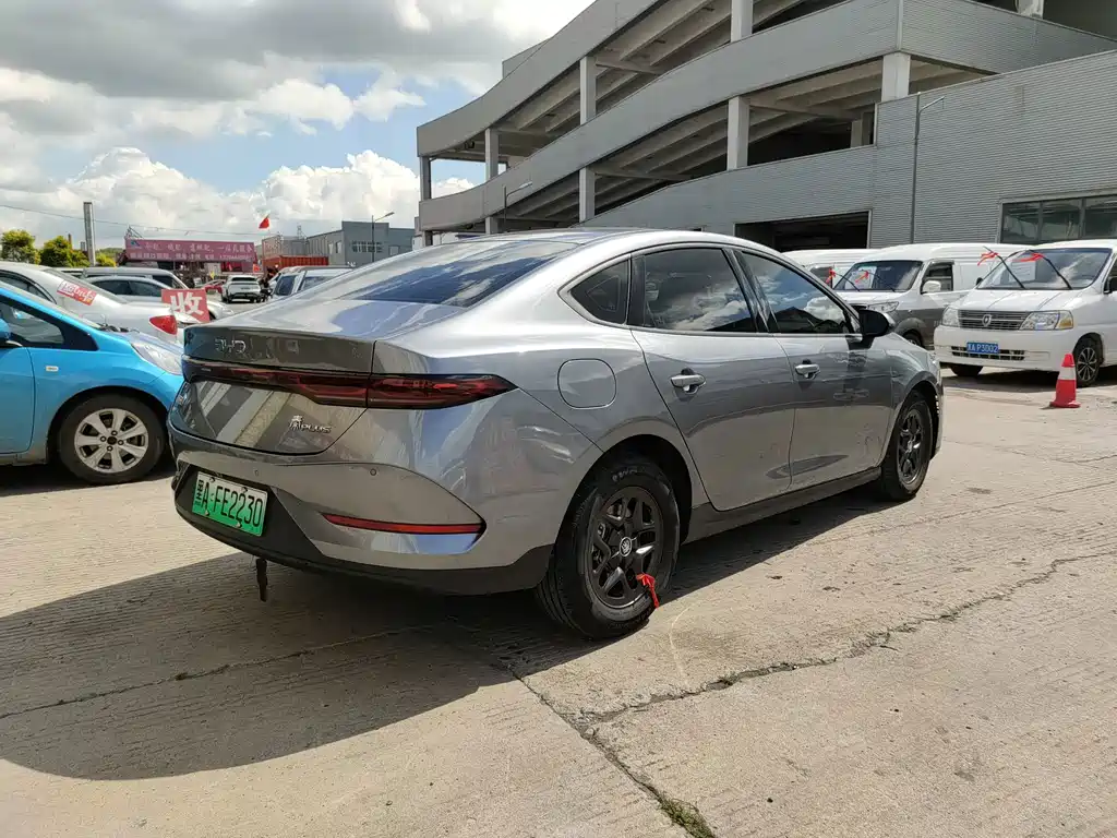 BYD Qin PLUS — фото 10