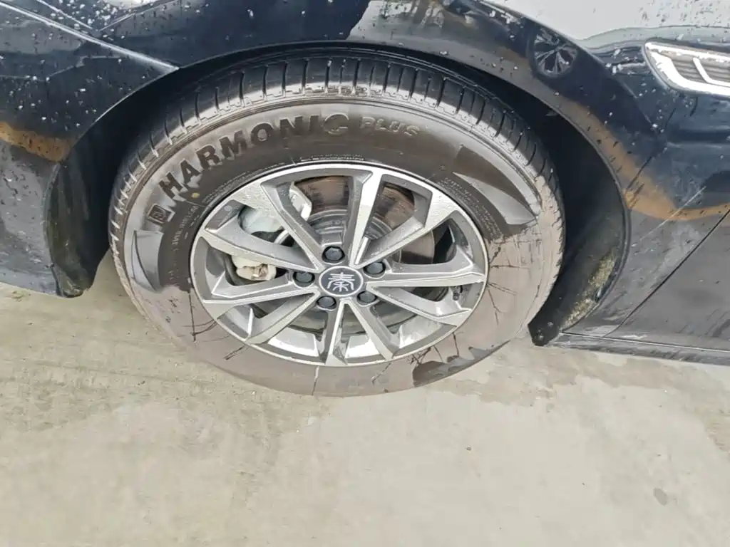 BYD Qin PLUS — фото 23