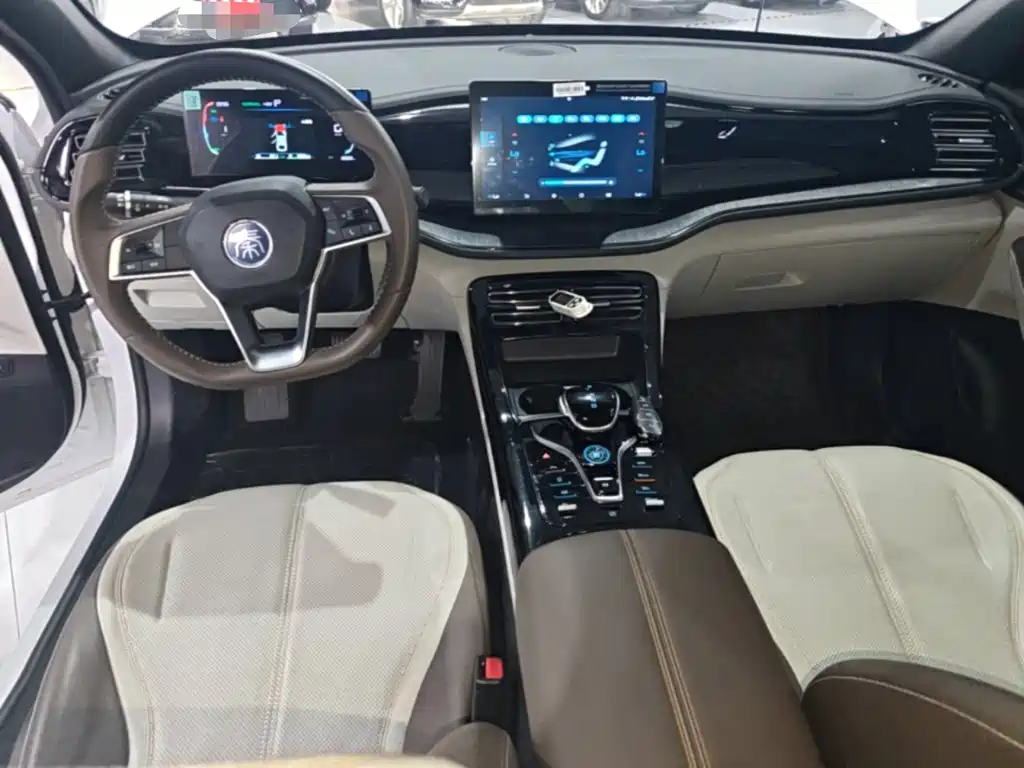 BYD Qin PLUS — фото 10