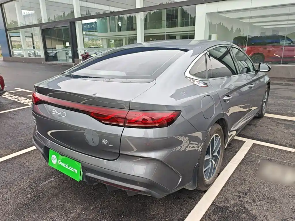 BYD Qin L — фото 7