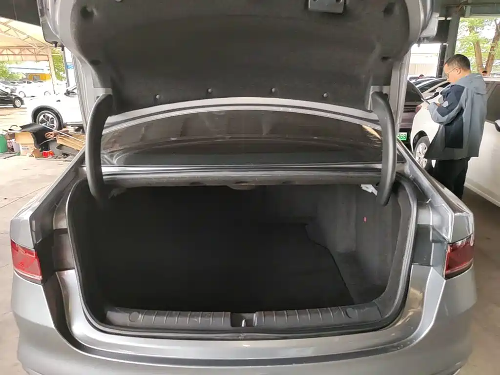 BYD Qin PLUS — фото 19