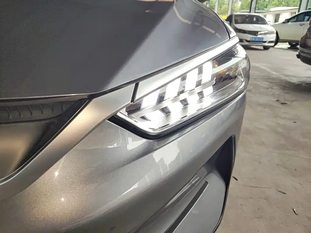 BYD Qin PLUS — фото 24