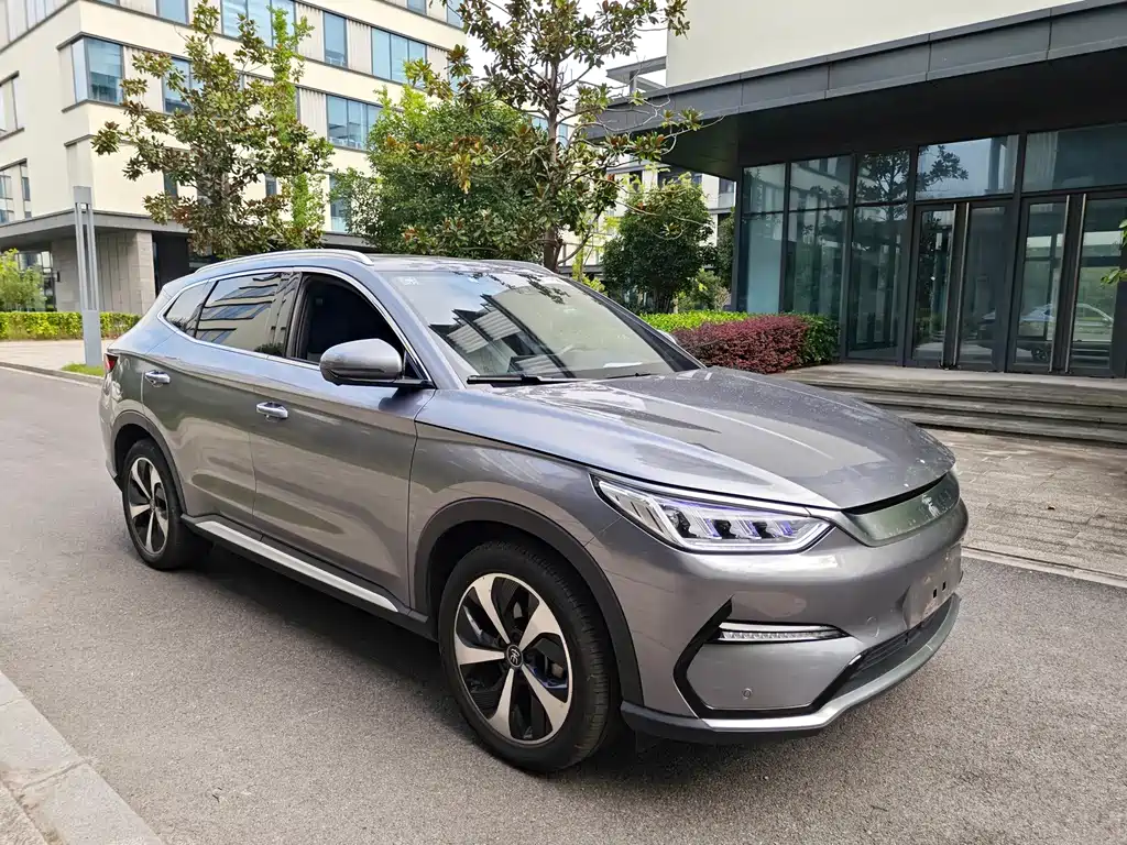 BYD PLUS New Energy — фото 3