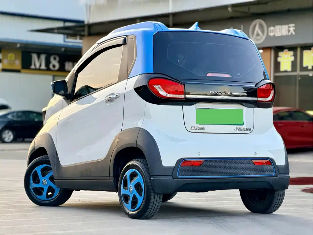 Baojun E100 — фото 4