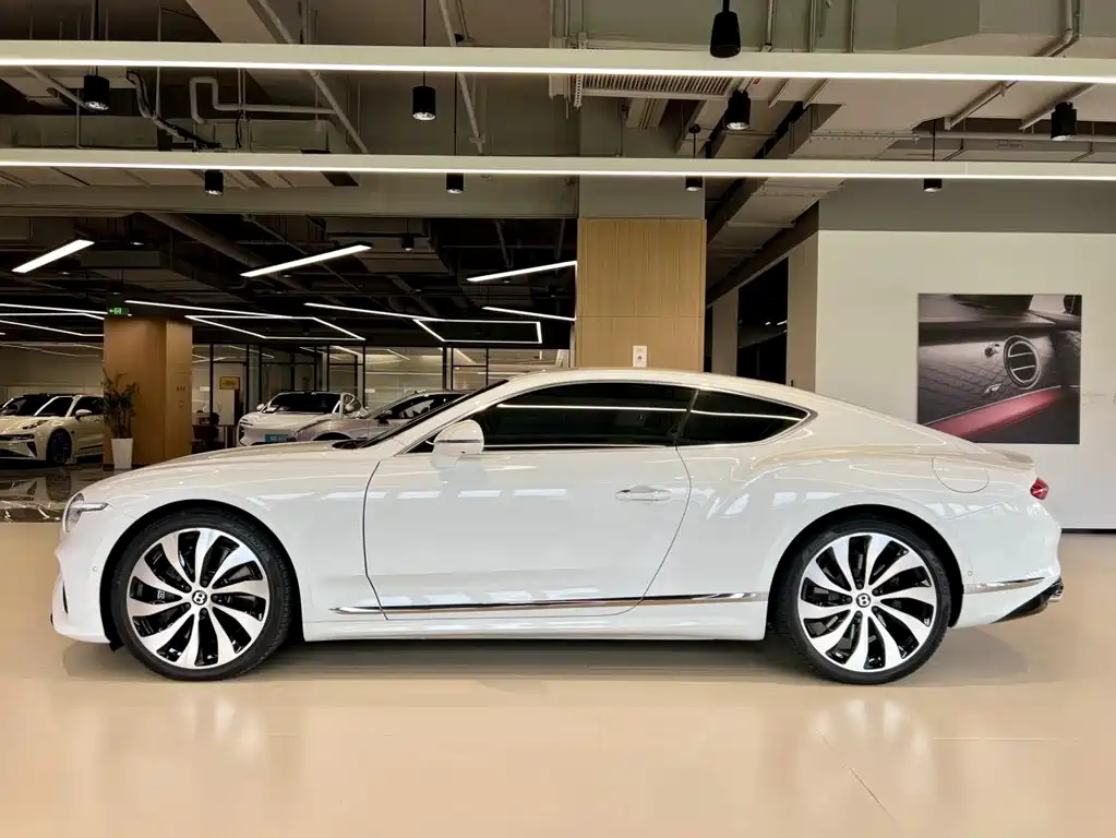 Bentley Continental PHEV — фото 3