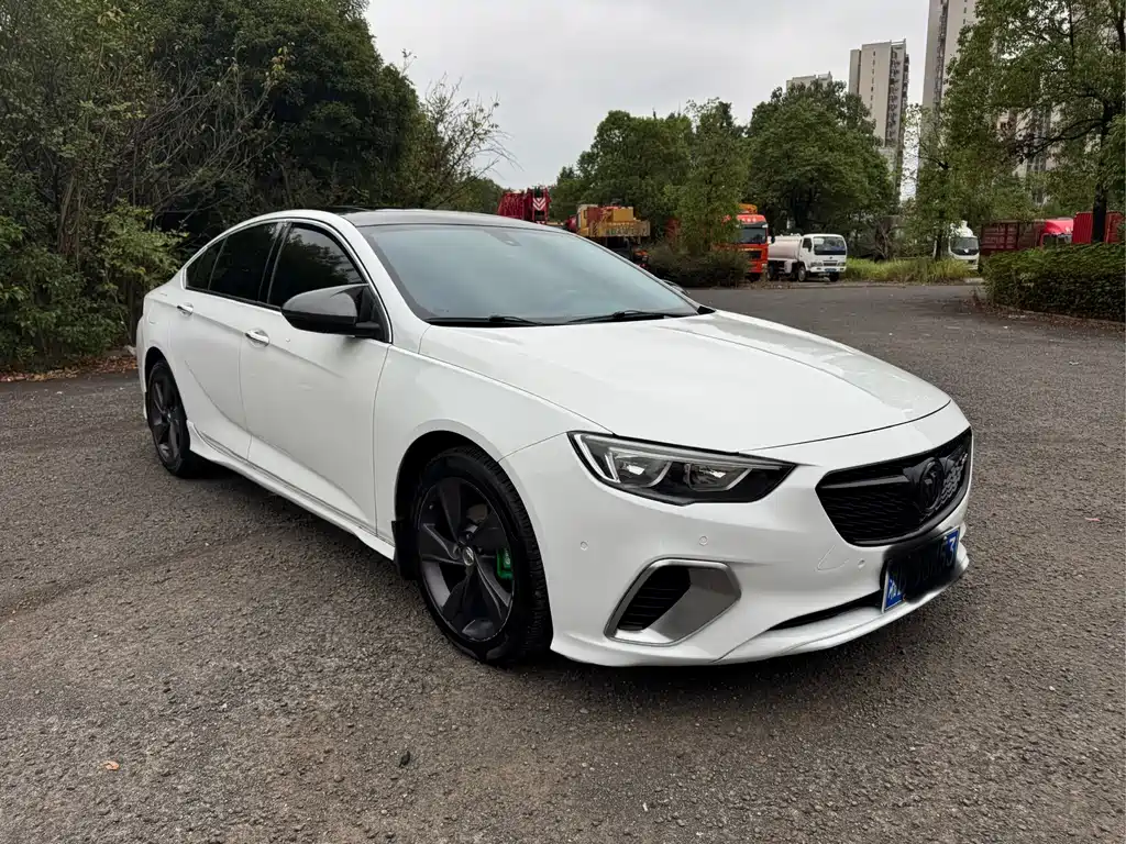 Buick Regal — фото 3