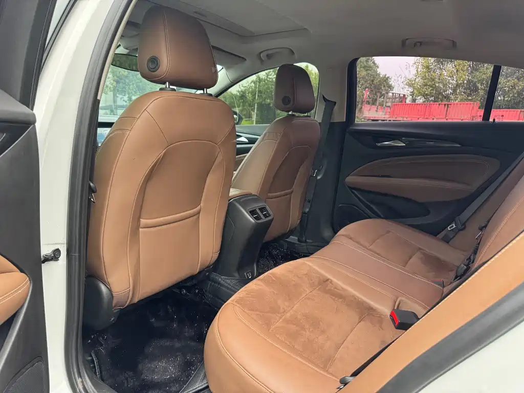 Buick Regal — фото 5