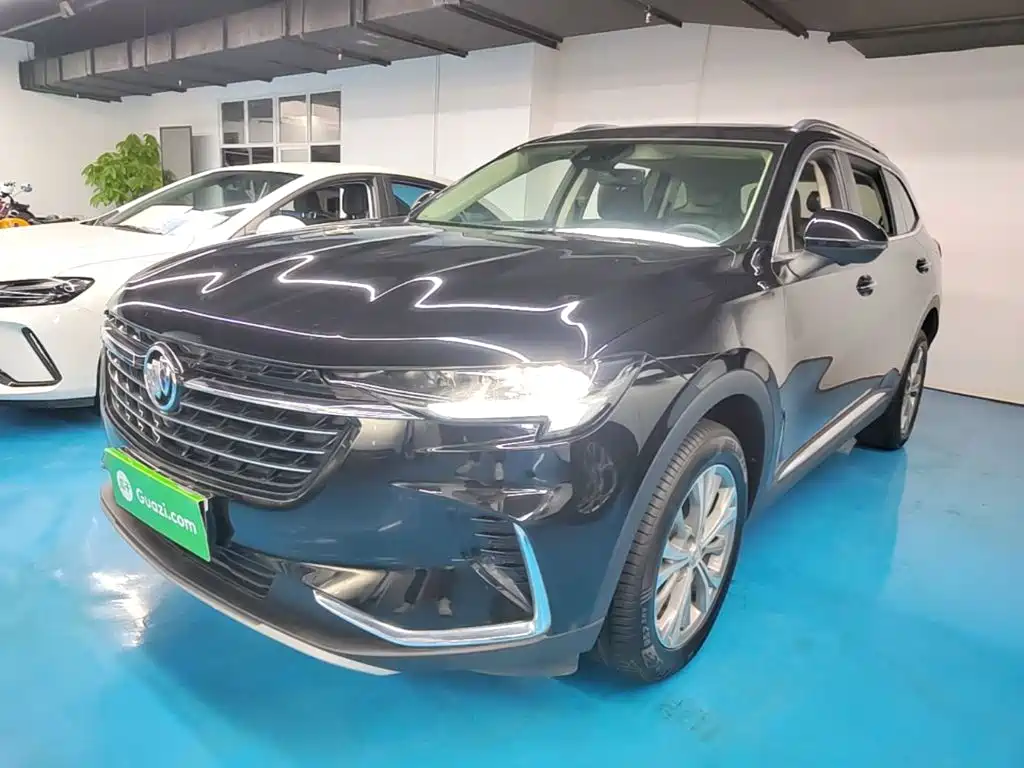 Buick Envision Plus — фото 2