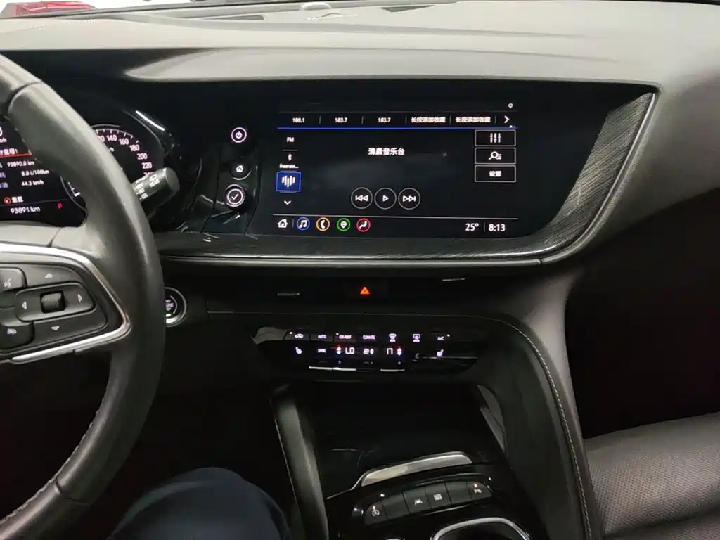 Buick Envision Plus — фото 13