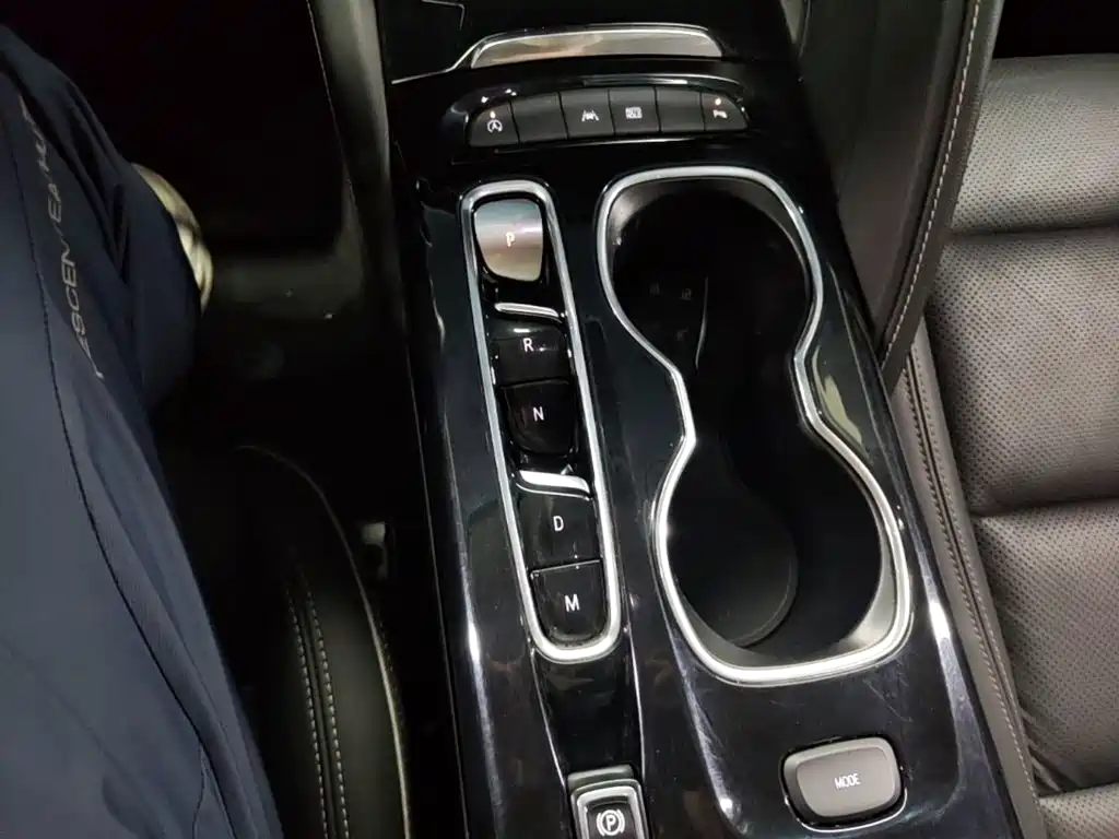 Buick Envision Plus — фото 14