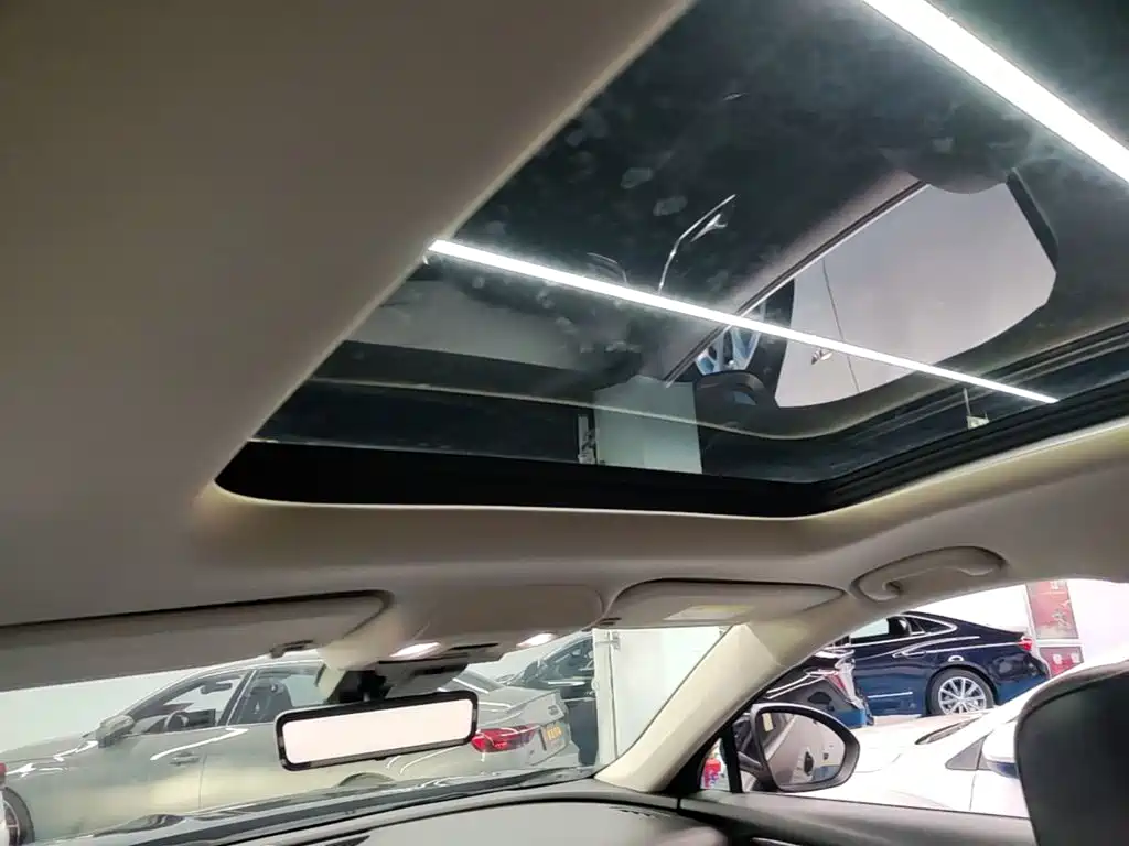 Buick Envision Plus — фото 18