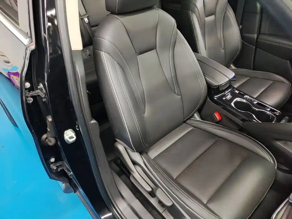 Buick Envision Plus — фото 25