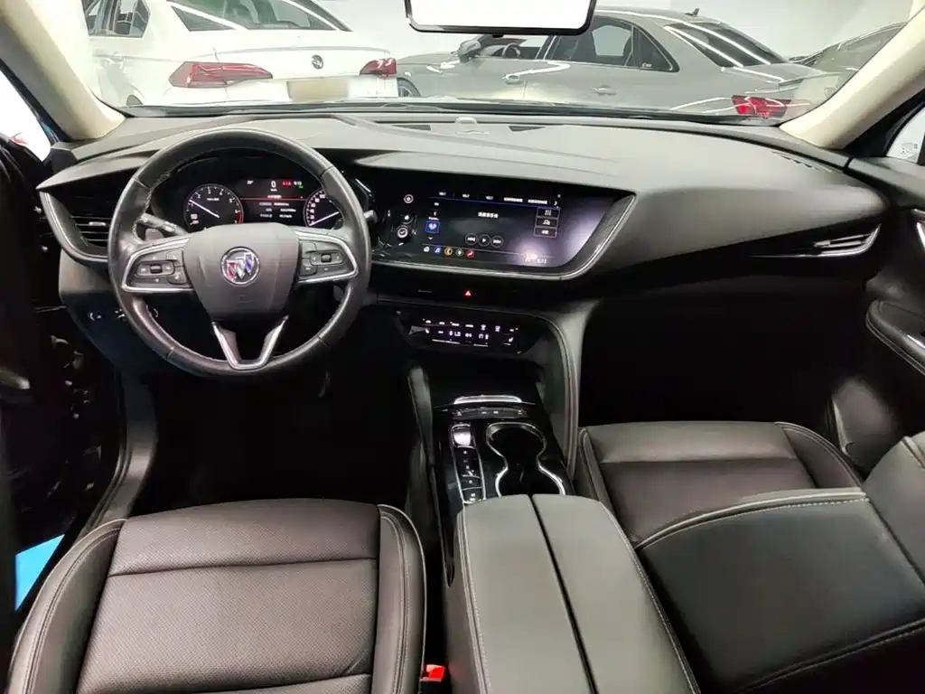 Buick Envision Plus — фото 10