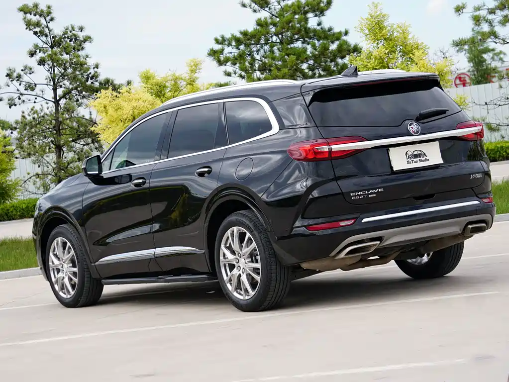 Buick Enclave — фото 4