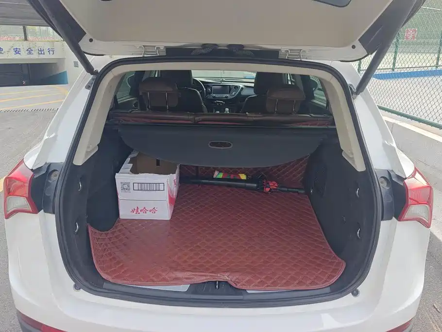 Buick Envision Plus — фото 4