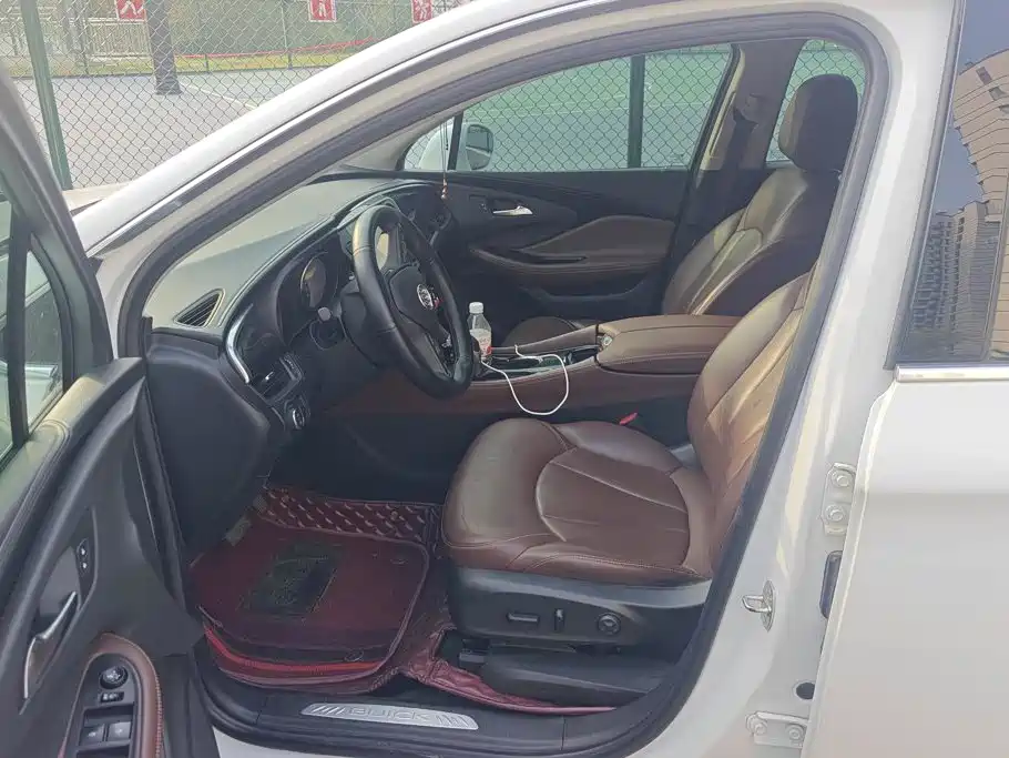 Buick Envision Plus — фото 9